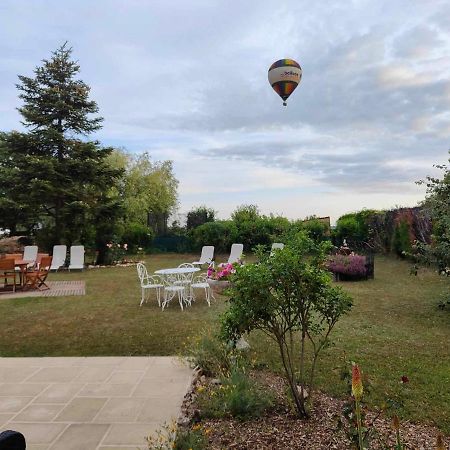 La Maison Genevier - Chambre La Family Montreuil-en-Touraine エクステリア 写真